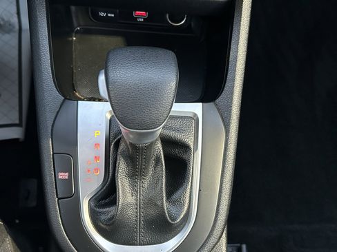 Used 2023 Kia Forte LXS image 31