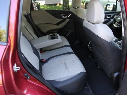 Used 2022 Subaru Forester Premium AWD/4WD image 37