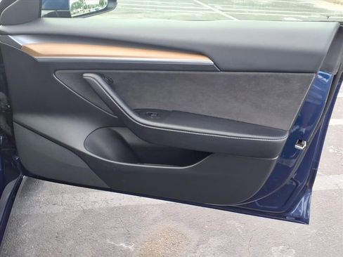 Used 2023 Tesla Model 3 Standard Range RWD image 18