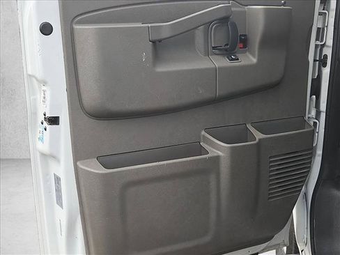 Used 2023 Chevrolet Express 3500 LS RWD image 10