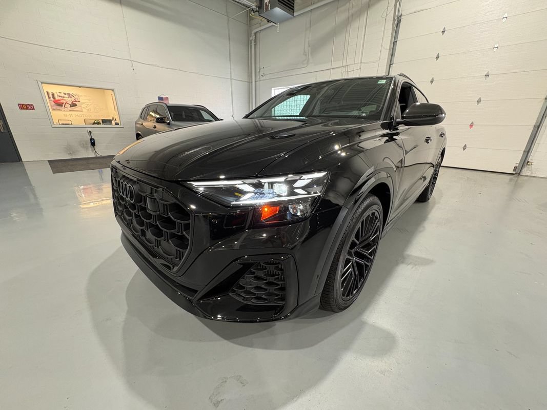 Used 2026 Audi SQ8 Prestige AWD/4WD image 57
