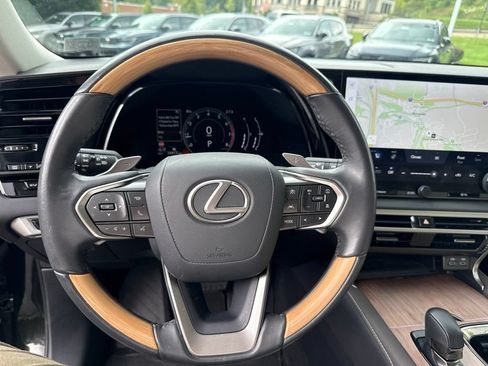 Used 2024 Lexus RX 350 Premium w/ Accessory Package (Z1) AWD/4WD image 20