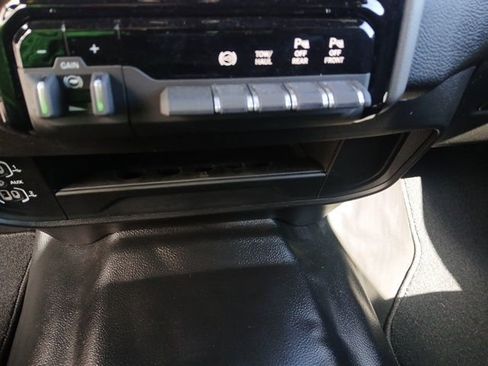 New 2026 RAM 3500 Big Horn AWD/4WD image 41