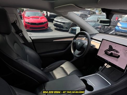 Used 2022 Tesla Model Y Performance AWD/4WD image 33