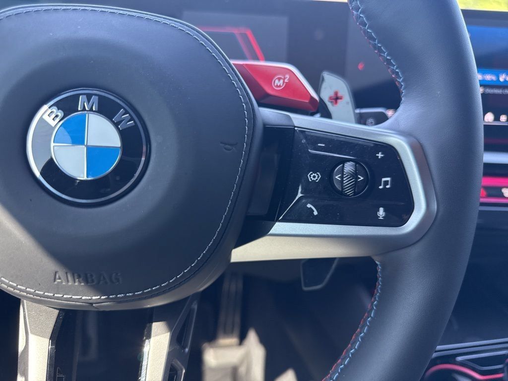 Used 2025 BMW M5 Touring AWD/4WD image 18
