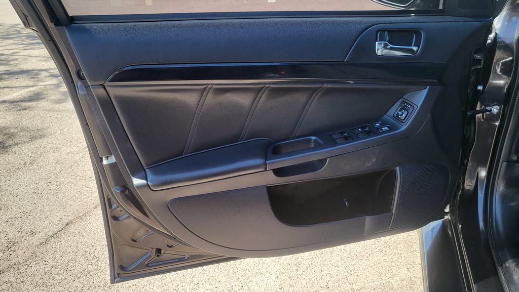 Used 2015 Mitsubishi Lancer Evolution GSR AWD/4WD image 23