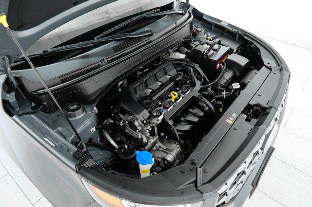 Used 2024 Hyundai Venue SEL FWD image 51