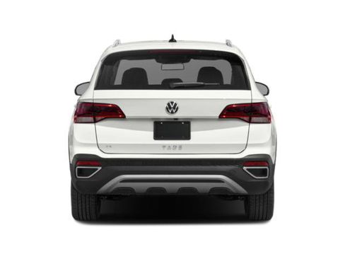 Used 2022 Volkswagen Taos SE FWD image 5
