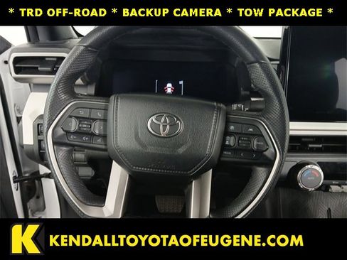 Used 2024 Toyota Tacoma TRD Off-Road image 9