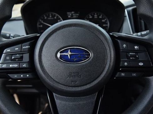 Used 2025 Subaru Crosstrek 2.5i Premium AWD/4WD image 16