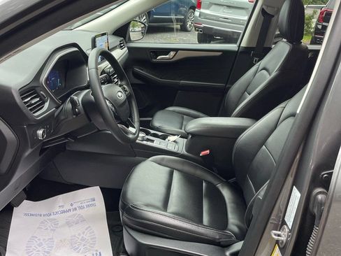 Used 2022 Ford Escape SEL w/ Technology Package AWD/4WD image 23