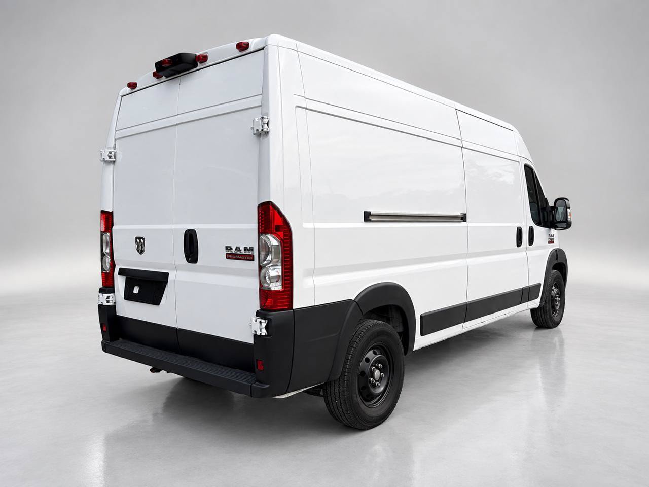 Used 2019 RAM ProMaster 2500 FWD image 5