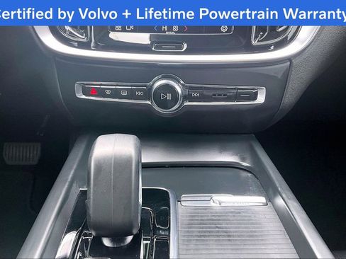 Used 2024 Volvo S60 B5 Core image 40