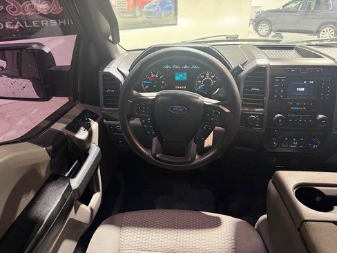 Used 2018 Ford F150 XLT AWD/4WD image 27