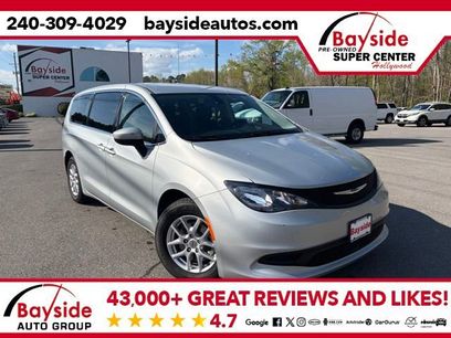 Used 2022 Chrysler Voyager LX