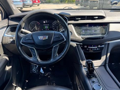 Used 2023 Cadillac XT5 Premium Luxury AWD/4WD image 19