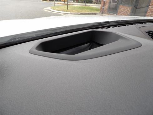 Used 2019 BMW 530i xDrive w/ M Sport Package image 36