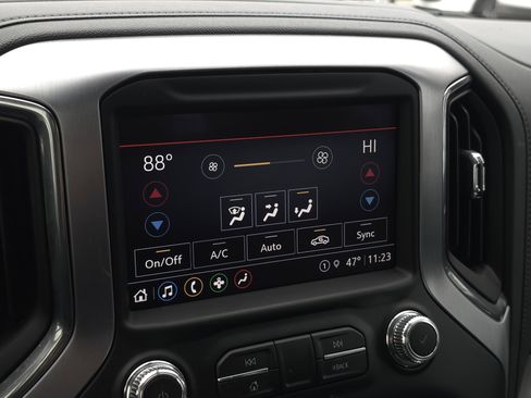 Used 2022 GMC Sierra 1500 SLT w/ SLT Premium Package image 18