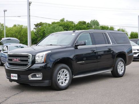 Used 2015 GMC Yukon XL SLT w/ Open Road Package AWD/4WD image 5