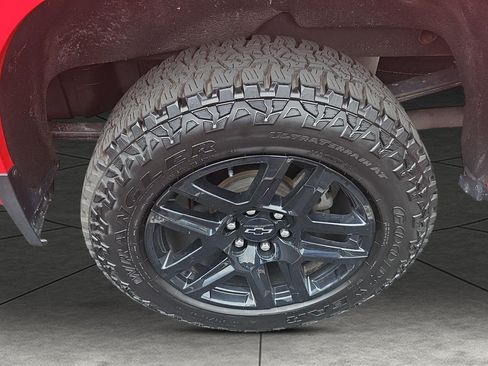 Used 2021 Chevrolet Silverado 1500 LT Trail Boss w/ LT Trail Boss Premium Package AWD/4WD image 13