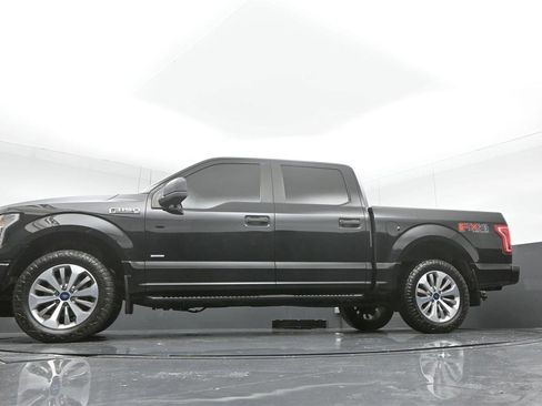 Used 2017 Ford F150 XL w/ Equipment Group 101A Mid AWD/4WD image 36
