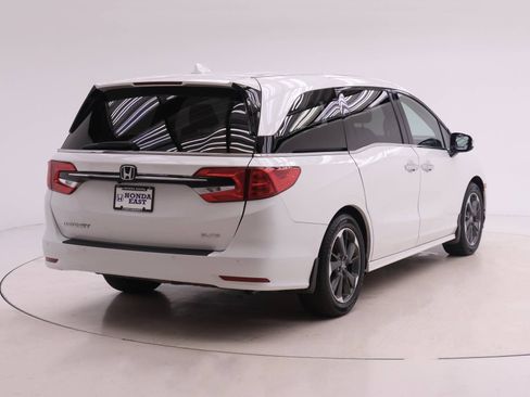 Certified 2023 Honda Odyssey Elite image 2