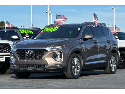 Used 2019 Hyundai Santa Fe image 8
