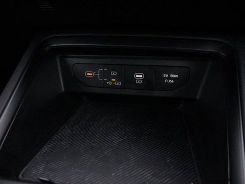 Used 2025 Kia K5 LXS image 46