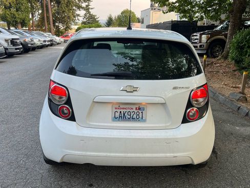 Used 2013 Chevrolet Sonic LS FWD image 4