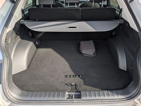 Certified 2023 Hyundai Ioniq 5 Limited w/ Cargo Package AWD/4WD image 18