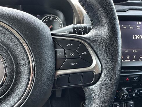 Used 2020 Jeep Renegade Limited w/ UConnect 8.4 Nav Group AWD/4WD image 51
