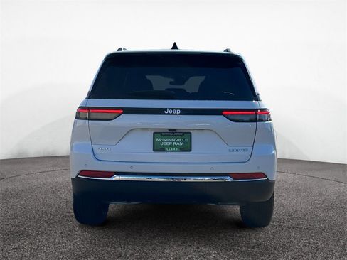 New 2025 Jeep Grand Cherokee Limited w/ Trailer Tow Package image 4