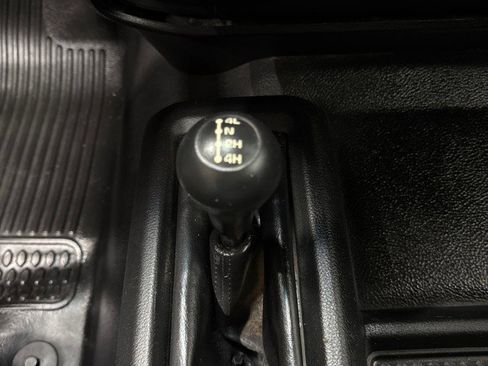 Used 2019 RAM 2500 Tradesman w/ Chrome Appearance Group AWD/4WD image 22