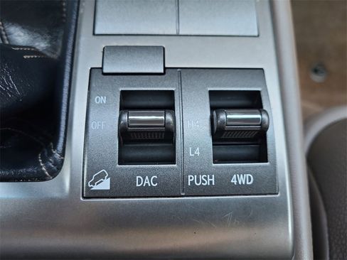 Used 2019 Lexus GX 460 Premium image 25