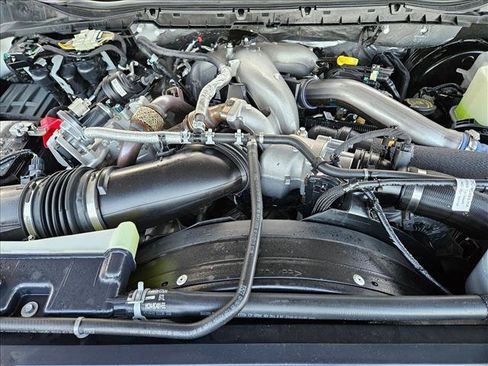 Used 2025 Ford F250 Lariat w/ FX4 Off-Road Package image 23