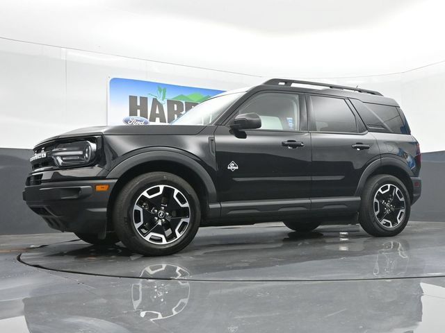 Used 2023 Ford Bronco Sport Outer Banks w/ Tech Package AWD/4WD image 18