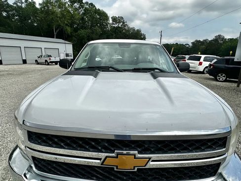 Used 2013 Chevrolet Silverado 2500 W/T AWD/4WD image 12