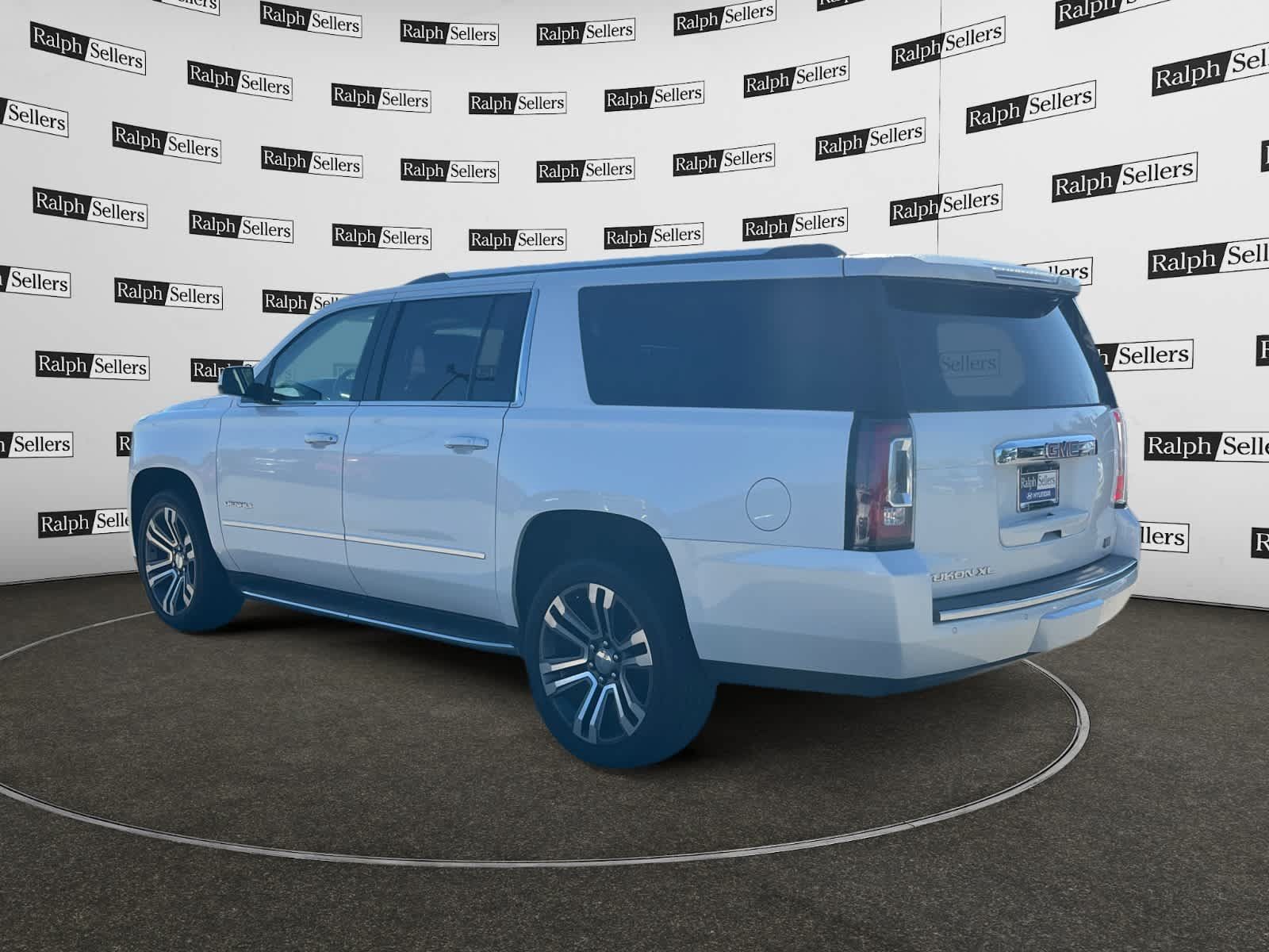 Used 2019 GMC Yukon XL Denali w/ Open Road Package RWD image 2