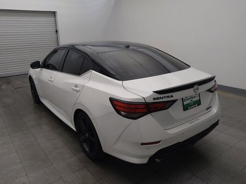 Used 2023 Nissan Sentra SR w/ Midnight Edition Package FWD image 5