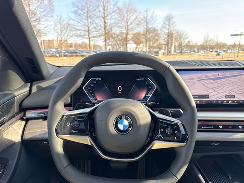 New 2026 BMW 530i xDrive AWD/4WD image 18