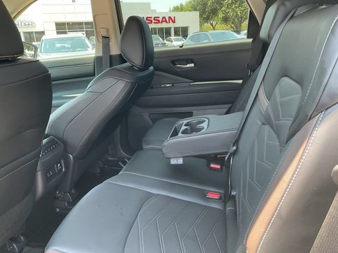 Used 2024 Nissan Pathfinder Platinum w/ Cargo Package FWD image 14