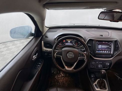 Used 2016 Jeep Cherokee Trailhawk w/ Comfort/Convenience Group image 21