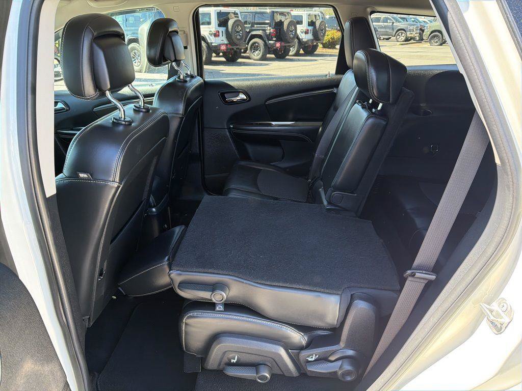 Used 2018 Dodge Journey Crossroad FWD image 24