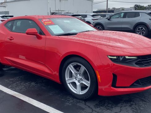 Used 2023 Chevrolet Camaro LT image 4