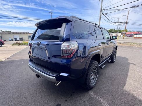 Used 2022 Toyota 4Runner TRD Off-Road Premium w/ TRD Black Wheel Package (TMS) AWD/4WD image 7