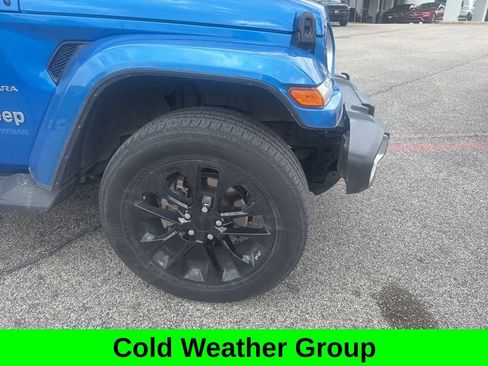 Used 2021 Jeep Wrangler Unlimited Sahara w/ Cold Weather Group AWD/4WD image 3