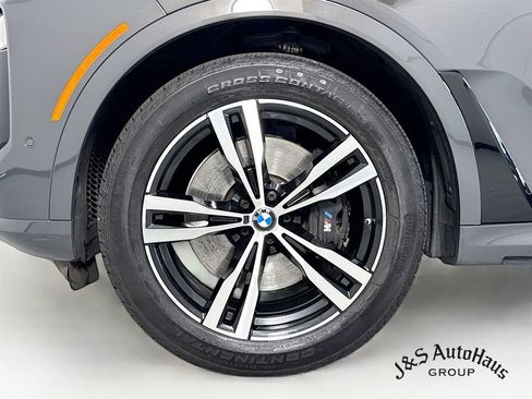 Used 2026 BMW X7 M60i w/ Executive Package AWD/4WD image 40