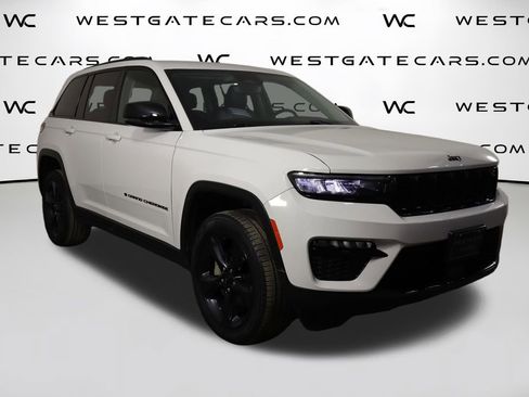 Used 2023 Jeep Grand Cherokee Limited w/ Black Appearance Package image 46