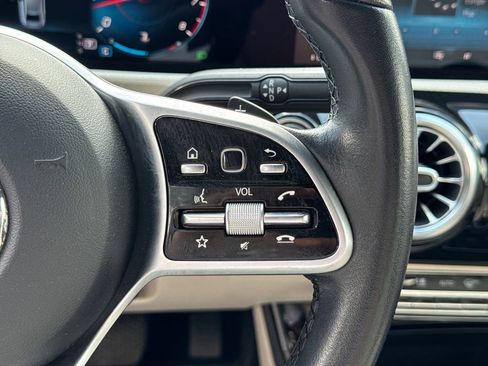 Used 2019 Mercedes-Benz A 220 4MATIC image 26