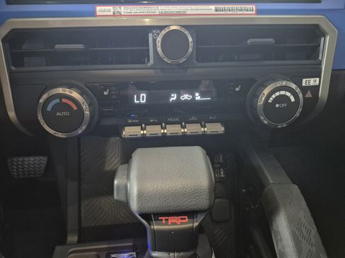 New 2026 Toyota Tacoma TRD Off-Road image 31